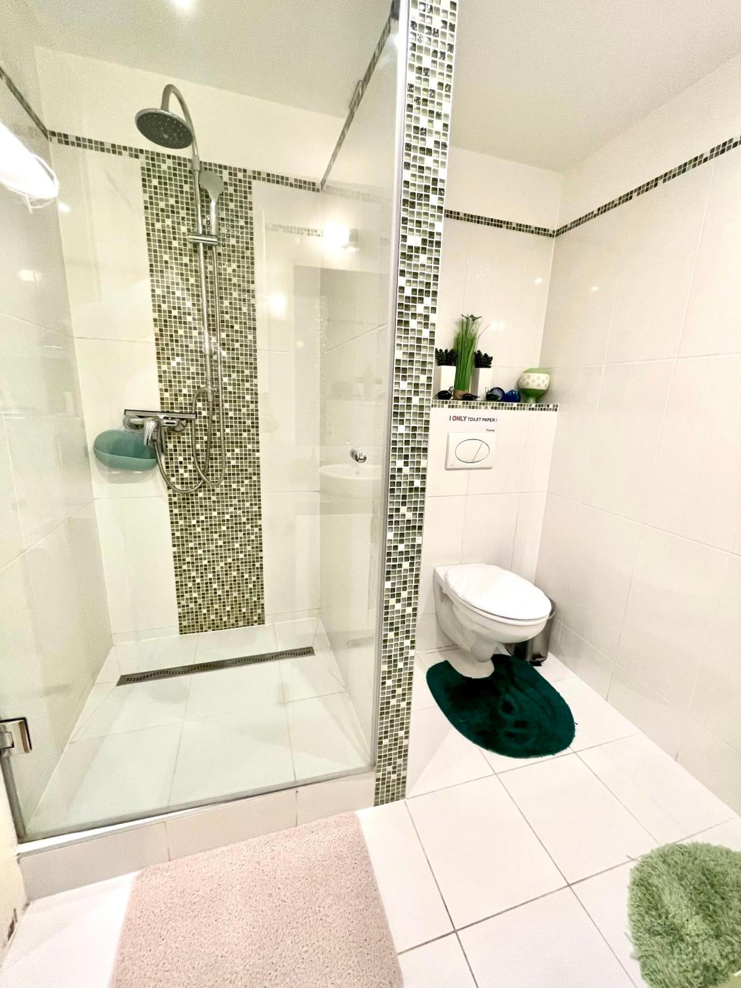 Green Pearl Apartment At St Stephen' S Basilica Βουδαπέστη Εξωτερικό φωτογραφία