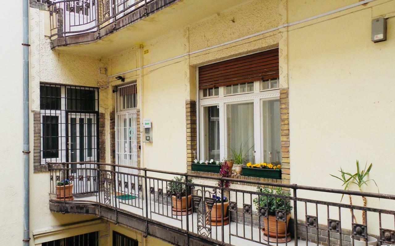 Green Pearl Apartment At St Stephen' S Basilica Βουδαπέστη Εξωτερικό φωτογραφία