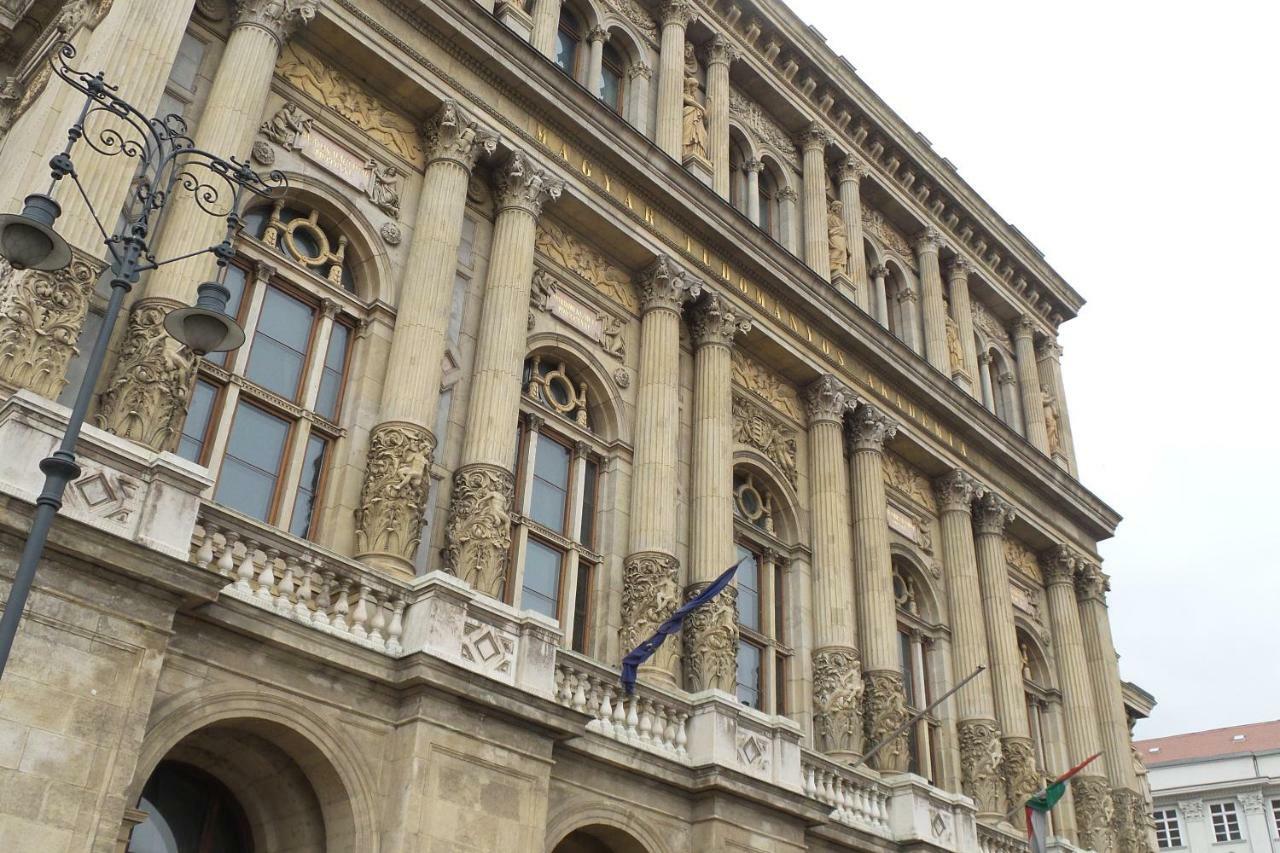 Green Pearl Apartment At St Stephen' S Basilica Βουδαπέστη Εξωτερικό φωτογραφία